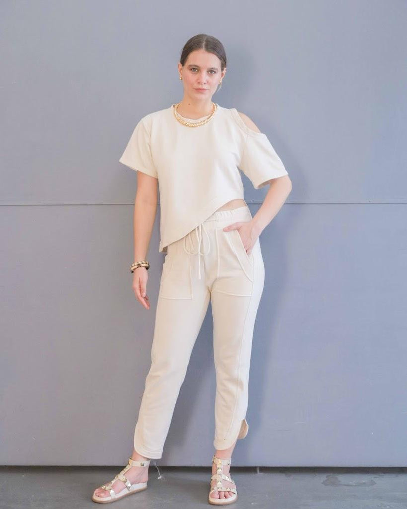 Blusa Manga Curta Regina BY Wear assimetrica off white BY WEAR