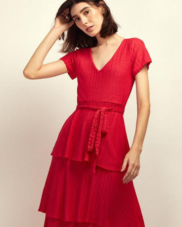 vestido midi camila 2 BY Wear babados vermelho BY WEAR