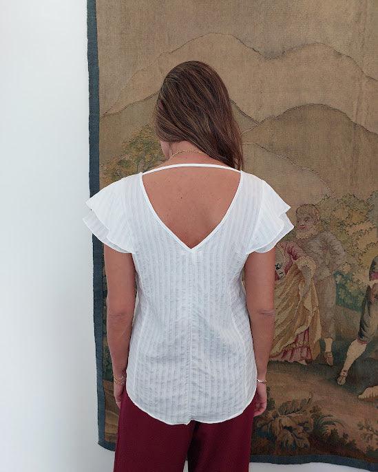 Blusa manga curta Fabiana BY Wear rayon listrado babado branco BY WEAR