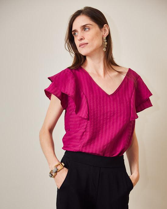 Blusa manga curta Fabiana BY Wear rayon listrado babado rosa BY WEAR