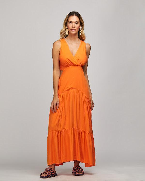 Vestido midi Vanessa BY Wear recorte vasado Coral BY WEAR