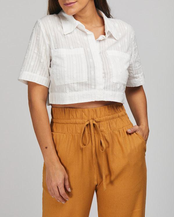 Camisa cropped Bruna BY Wear manga curta textura branca BY WEAR